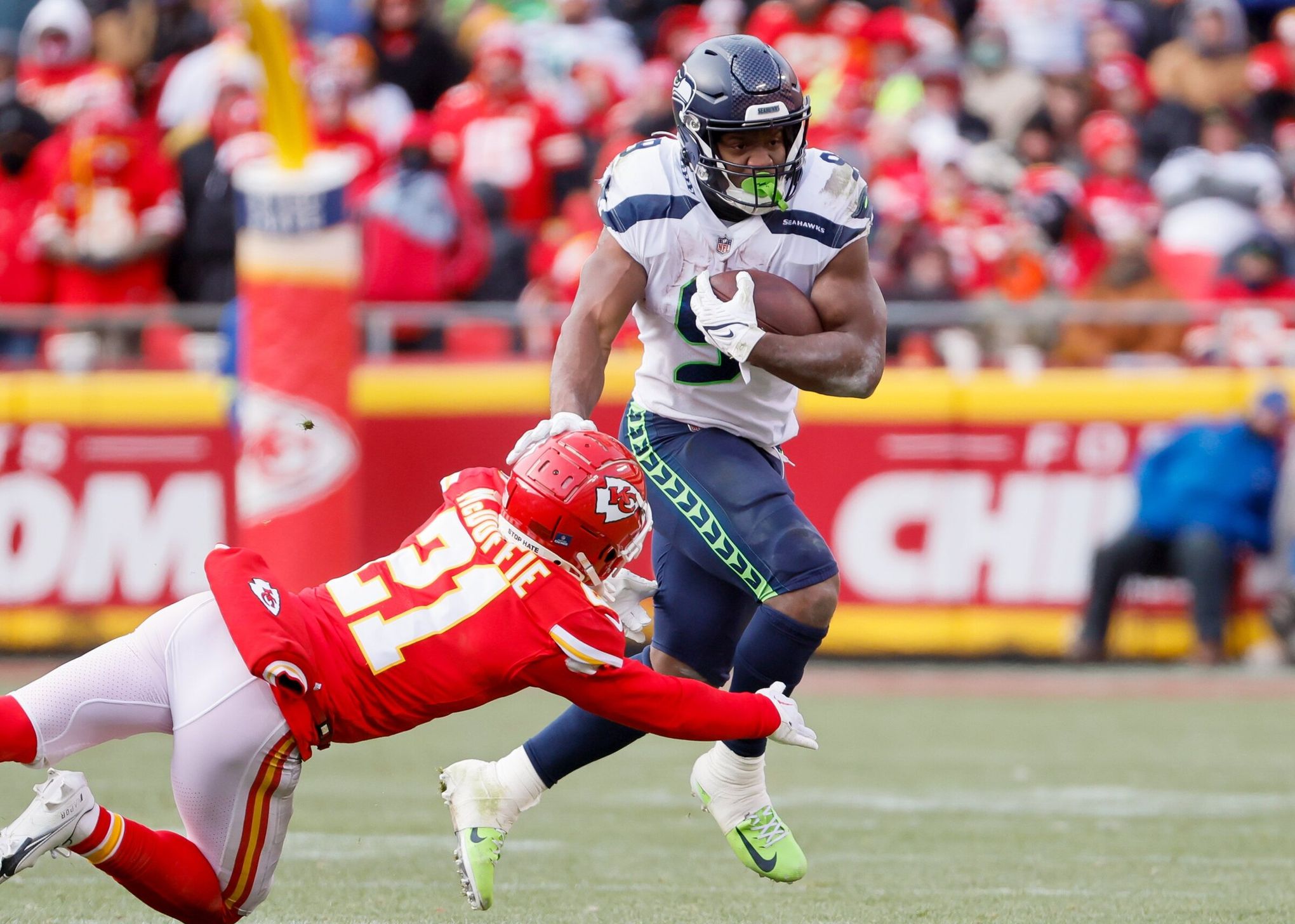 Reporter Bob Condotta grades the Seahawks' win over the Panthers in Week 3