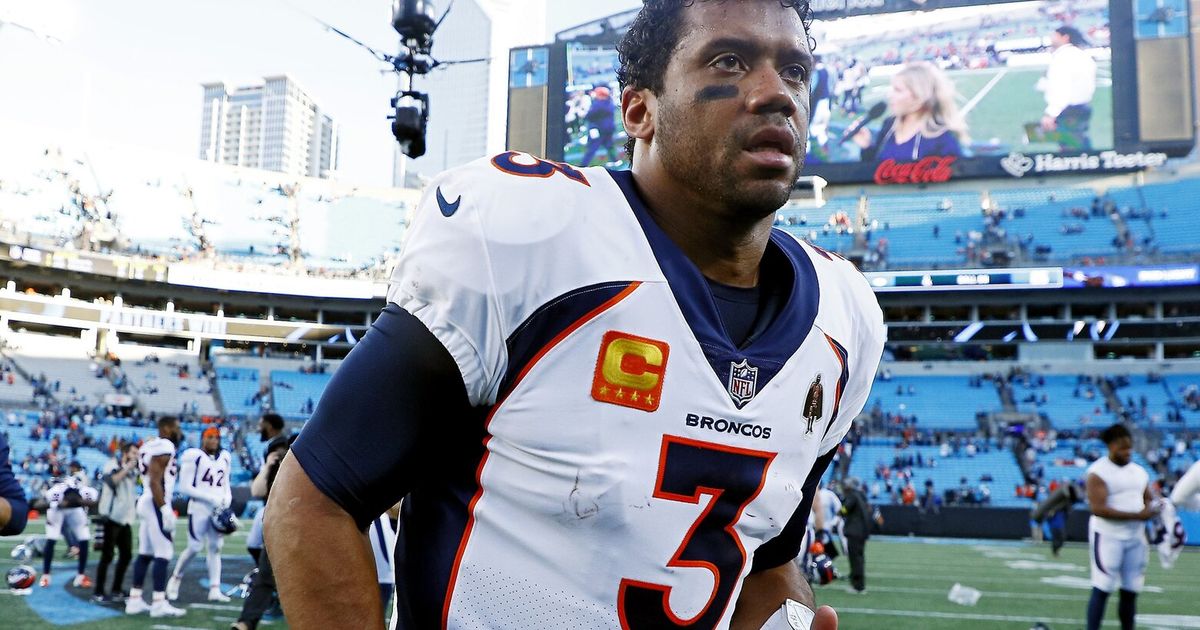 Denver Broncos QB Russell Wilson Reveals How he & George Paton Found  Montrell Washington - Sports Illustrated Mile High Huddle: Denver Broncos  News, Analysis and More