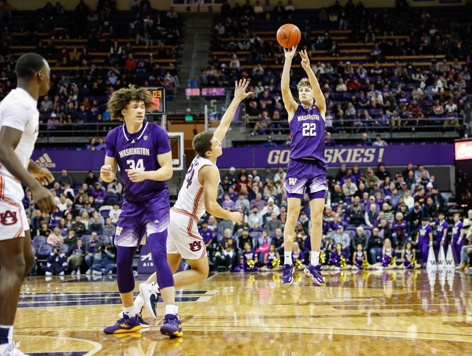 Husky men's basketball team 'ready to bounce back' as challenging four-game  stretch looms | The Seattle Times