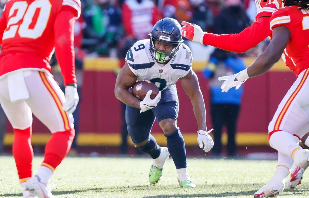 What to watch for when Seahawks face Bucs in Week 10 — plus Bob Condotta's  prediction