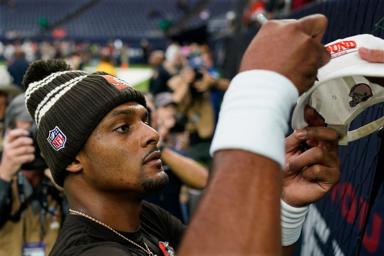 Former Houston Texans QB Deshaun Watson apologizes to women impacted