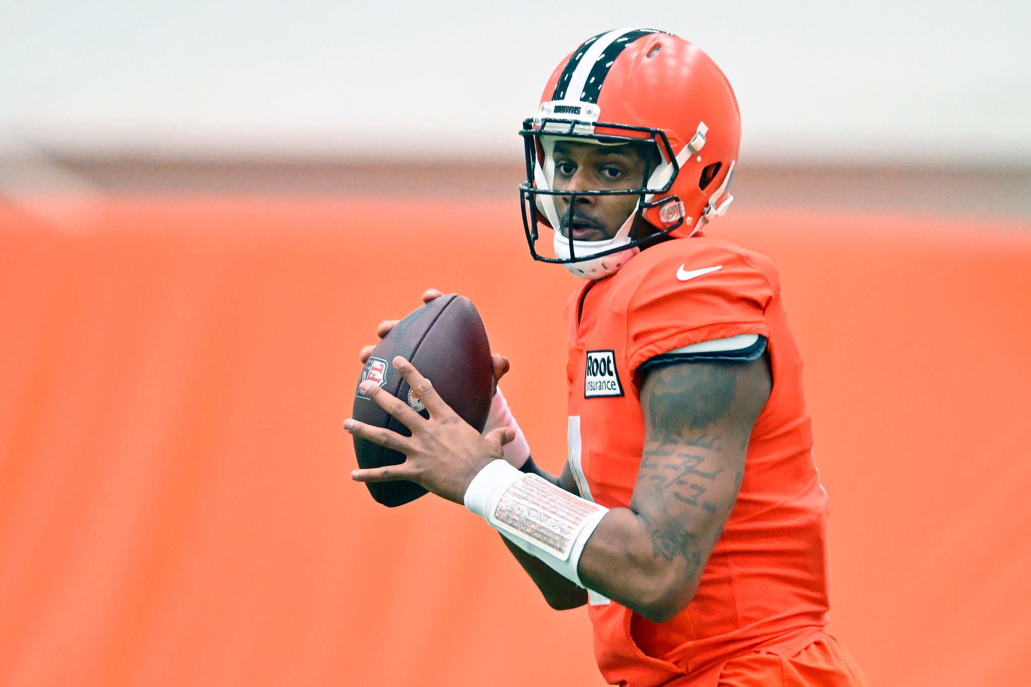 Watson set to make Browns' debut at Texans after suspension