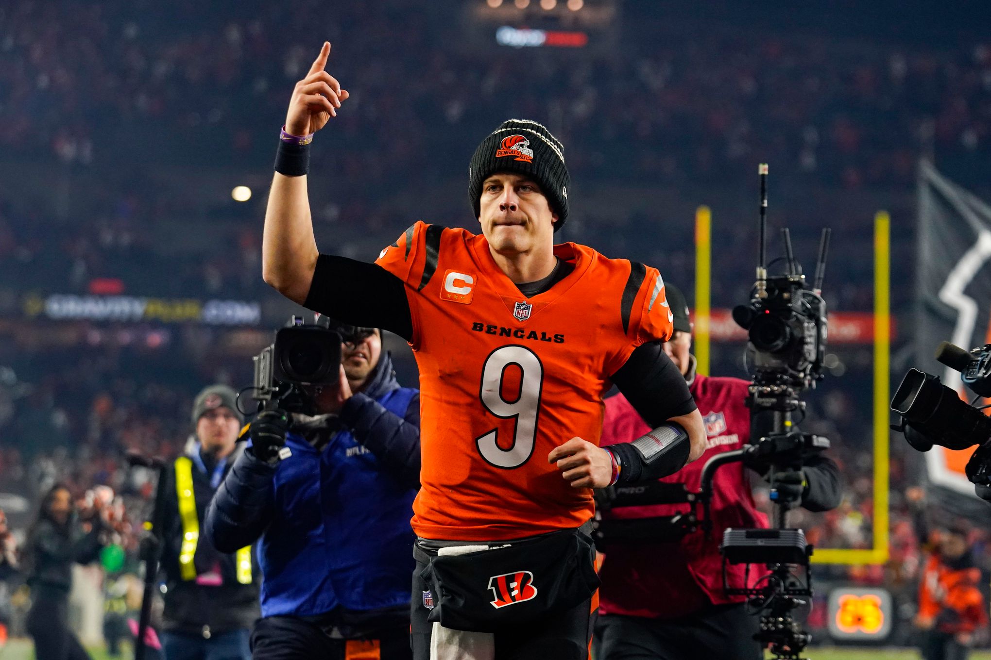 Bengals Wrap: Cincinnati secures home playoff game with win over