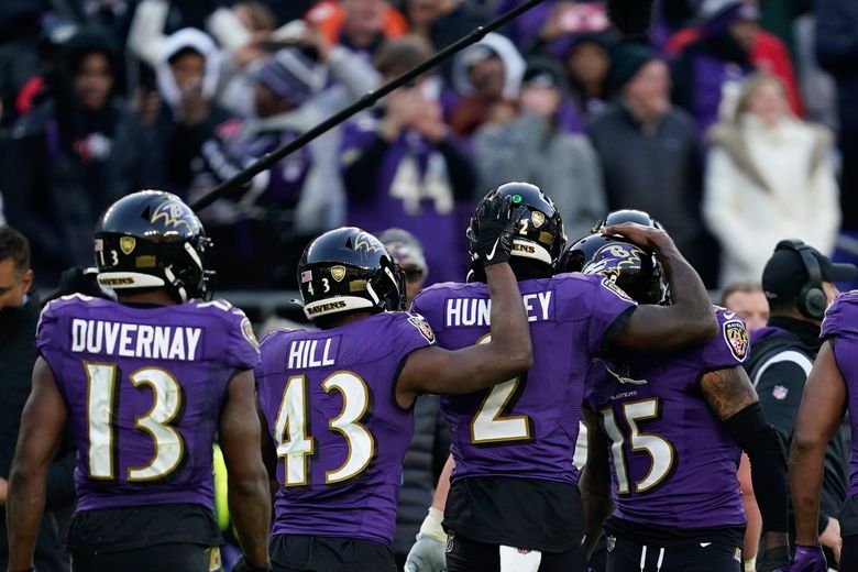 Jackson's injury a concern, but Ravens' defense playing well