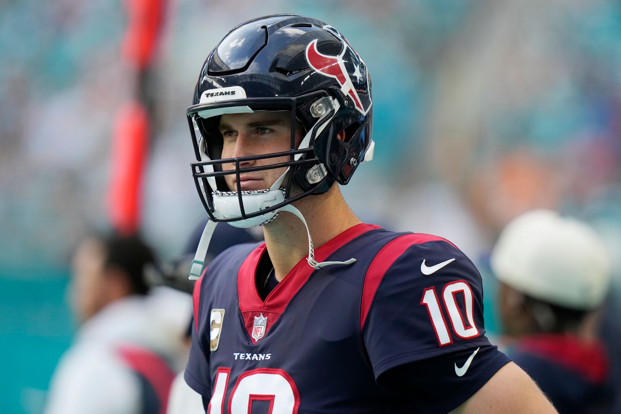 Texans QB situation goes from bad to worse with Tyrod Taylor injury