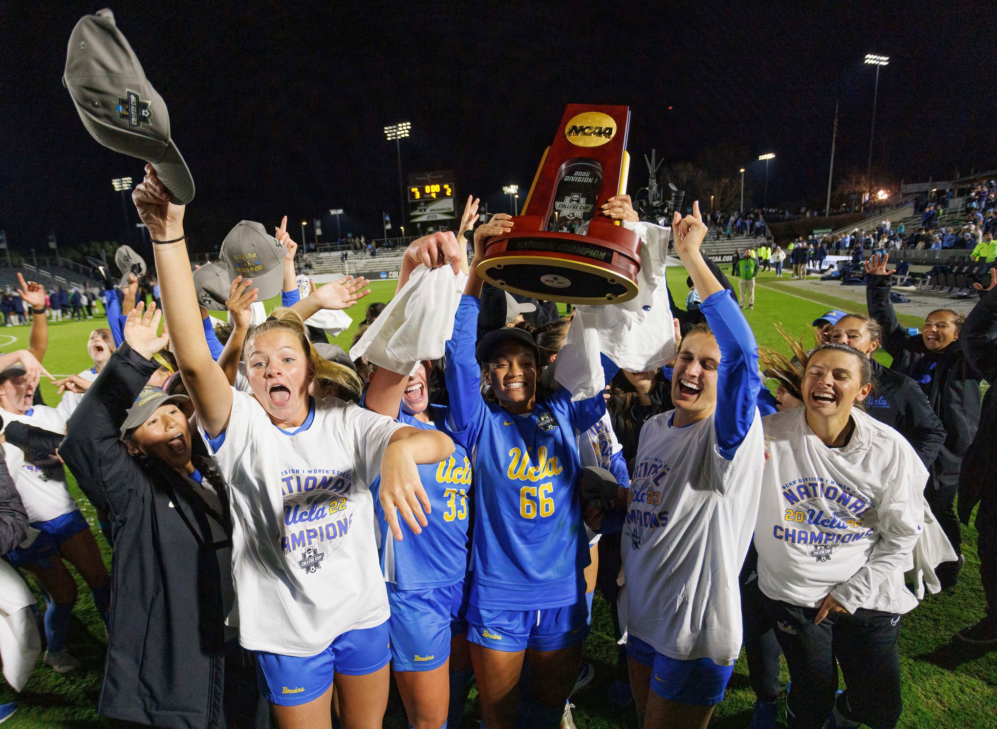 UCLA vs. UNC: 2022 Women's College Cup finals