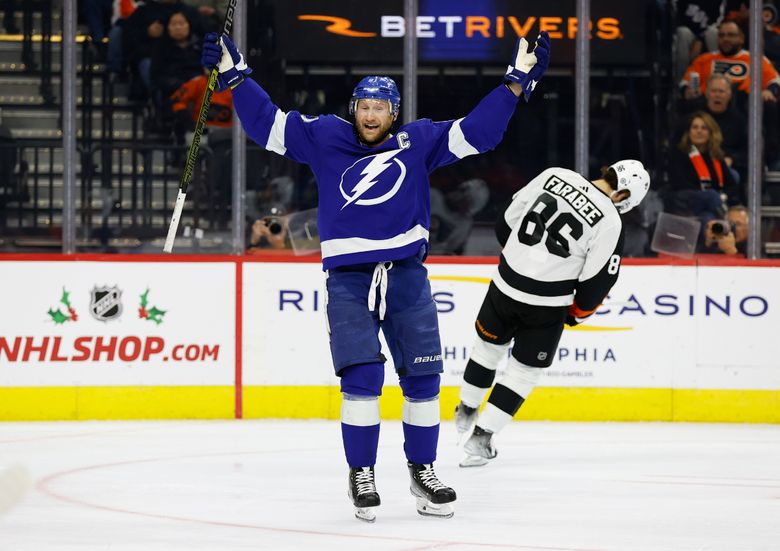 Good guy Stamkos celebrates goal with girl wearing a Lightning