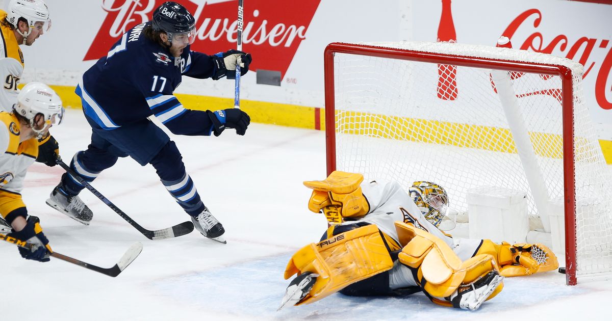 Jets' goaltender Connor Hellebuyck stellar in 4-1 win over Oilers in Game 1