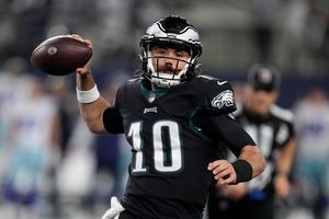 Eagles hope injured QB Hurts can return vs. Saints - WHYY