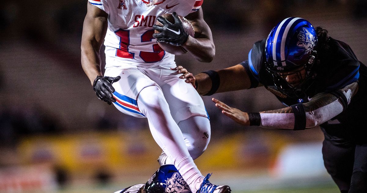BYU stops late SMU comeback try, wins New Mexico Bowl