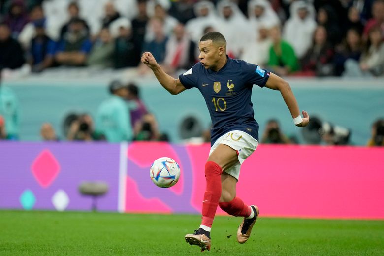 World Cup: Kylian Mbappe offers heartwarming gesture to PSG team-mate  Achraf Hakimi after semi-final