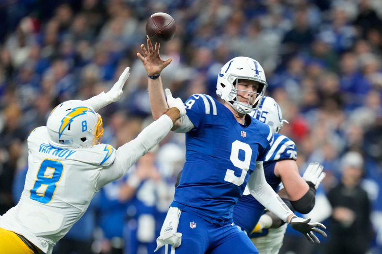 Colts take step back as pass-protection problems return
