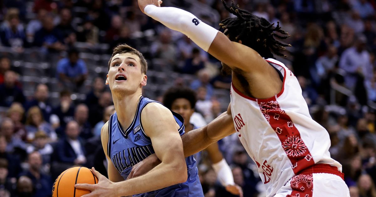Whitmore shines for Villanova in win over Boston College The Seattle