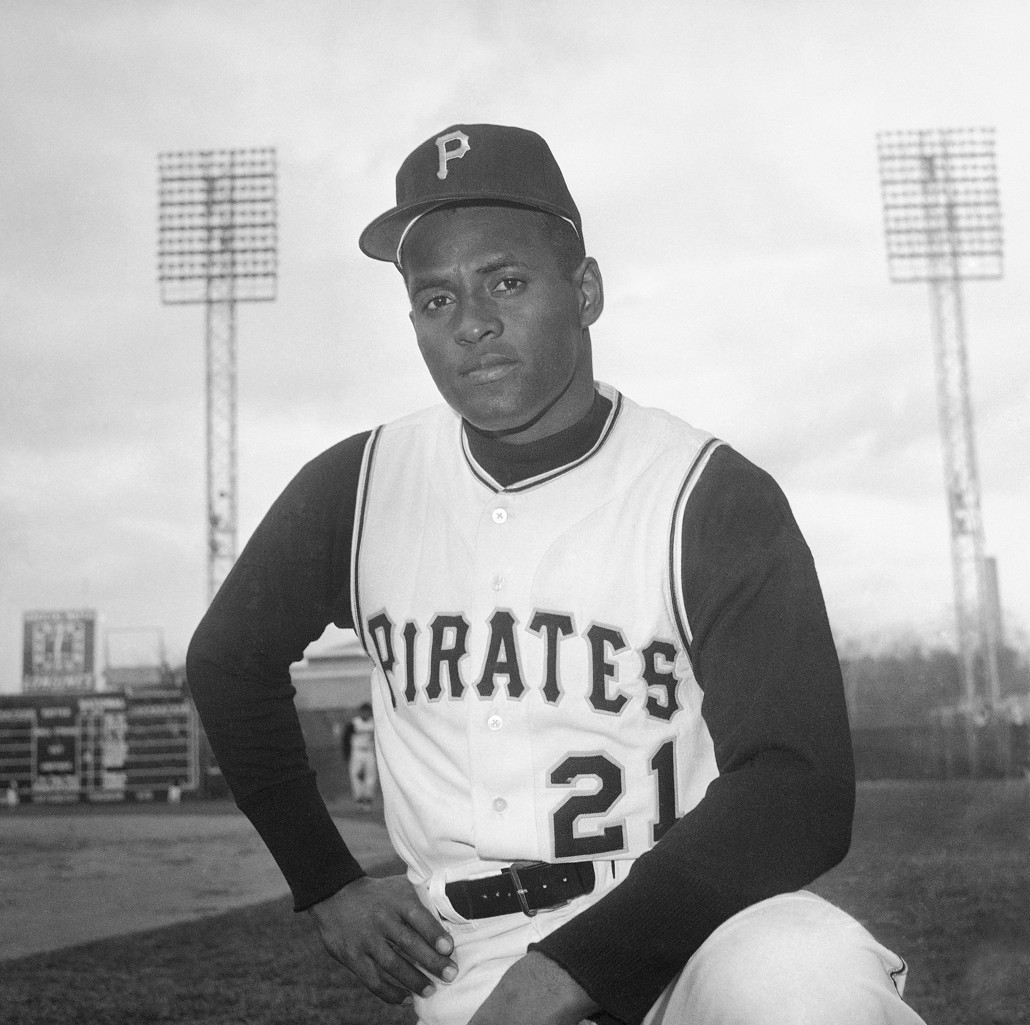 Roberto Clemente signed with Dodgers in 1954