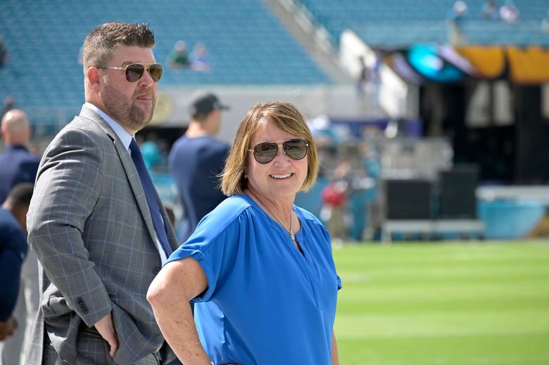 Titans owner saw no need to wait to fire general manager