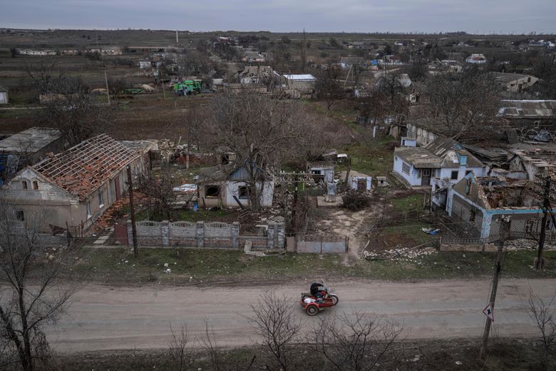 With Russians gone from Kyiv region, crews move in to clear deadly booby  traps left behind