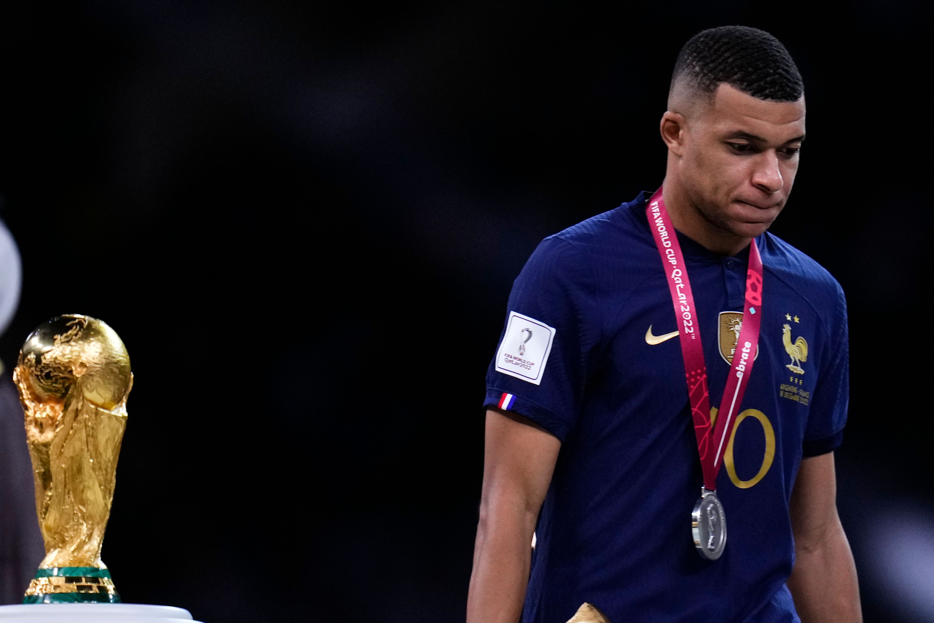 Mbappé electrifies in World Cup epic, ends up on losing side | The