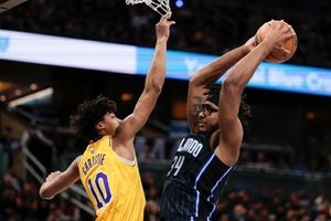 James helps Lakers stop 4-game slide with win over Magic - Seattle Sports