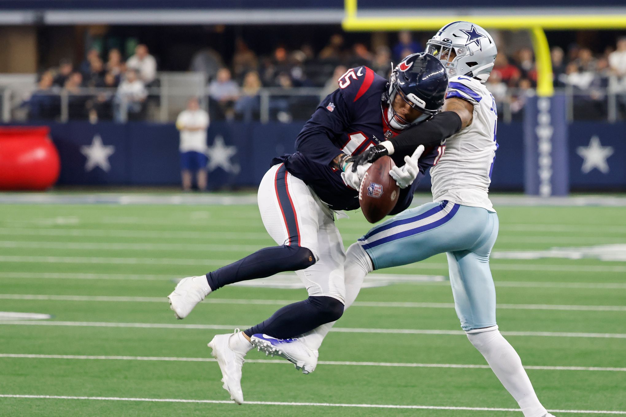 Cowboys score with less than a minute left to overcome late INT in their  own red zone, escape woeful Texans