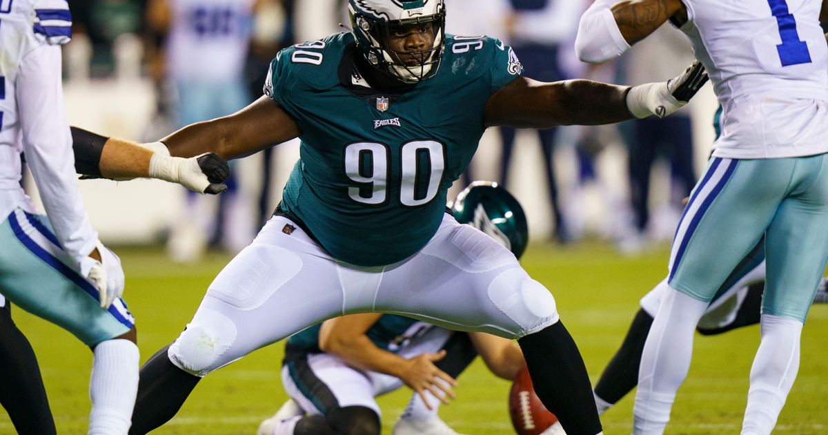 Philadelphia Eagles' Jordan Davis impressing veterans with work ethic