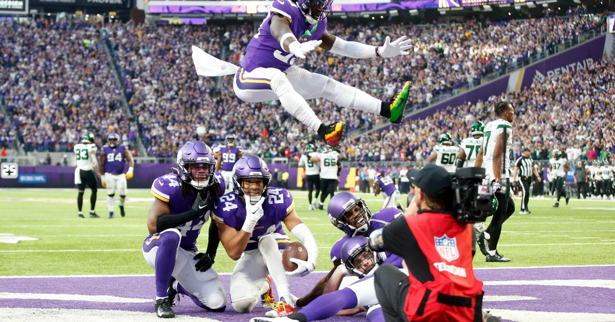 Vikings can clinch NFC North with win or tie against Lions The