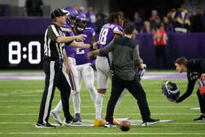 Vikings' Jefferson unfazed by big hits, as big games pile up