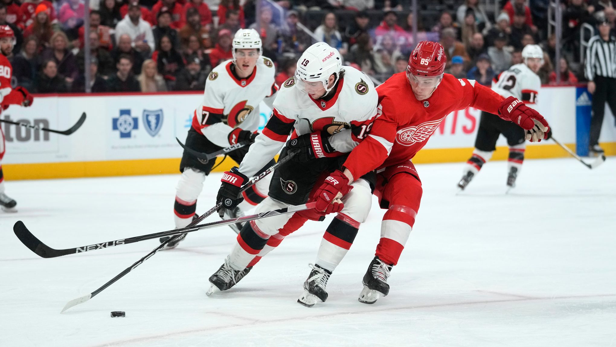 Batherson scores pair to help Senators double up Red Wings for 4th  consecutive win