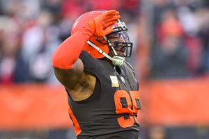 Browns' Garrett benched for start vs Saints for discipline - The San Diego  Union-Tribune