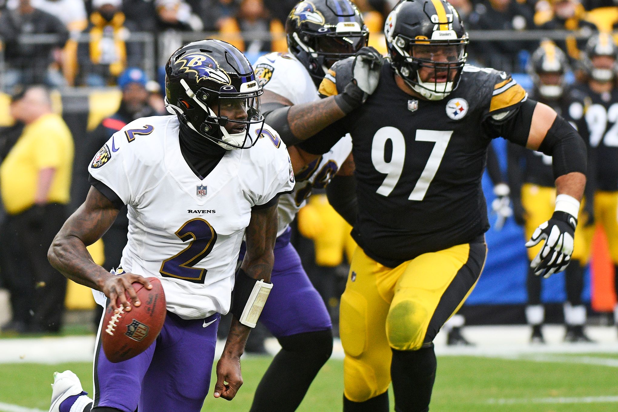 Josh Johnson gets start for Ravens with Jackson, Huntley out