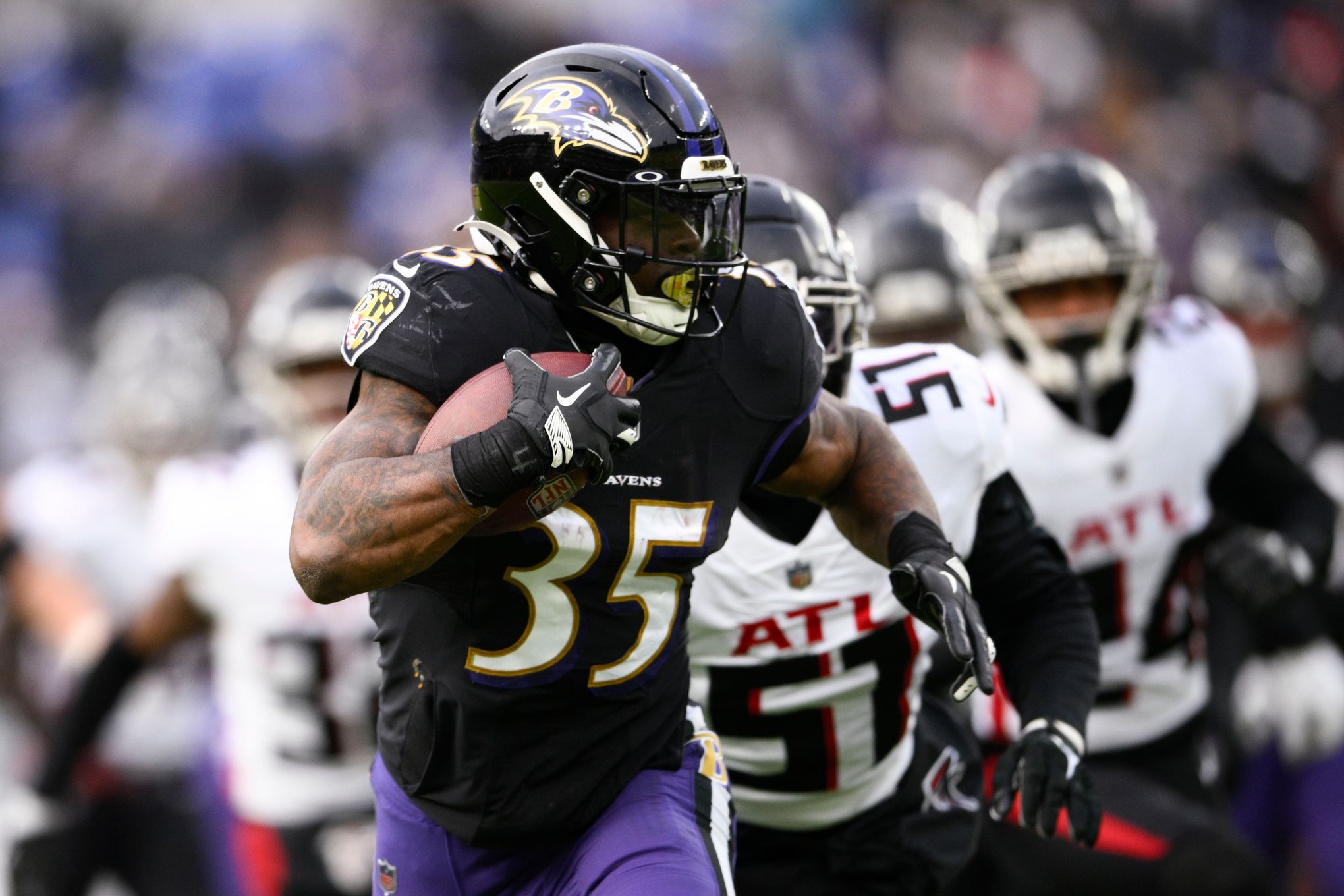 Ravens lose RB Gus Edwards, CB Marcus Peters to season-ending ACL injuries  