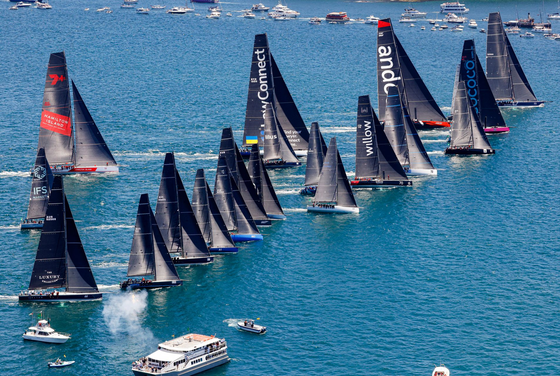 Super maxi Andoo Comanche leads Sydney-Hobart fleet | The Seattle
