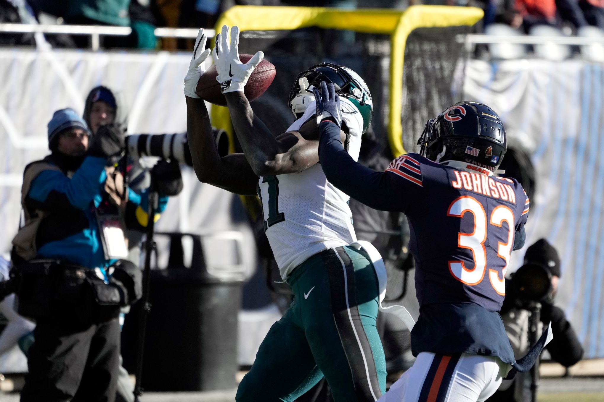 Bears CB Johnson questionable for Bills game with injury