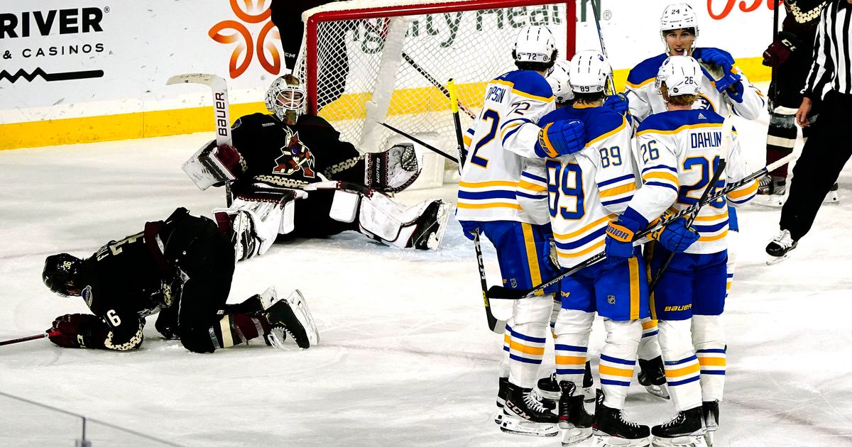 Skinner scores 2, Thompson gets 1 as Sabres beat Coyotes 5-2