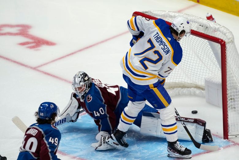 Sabres score 4 unanswered goals to beat Maple Leafs outdoors in Hamilton