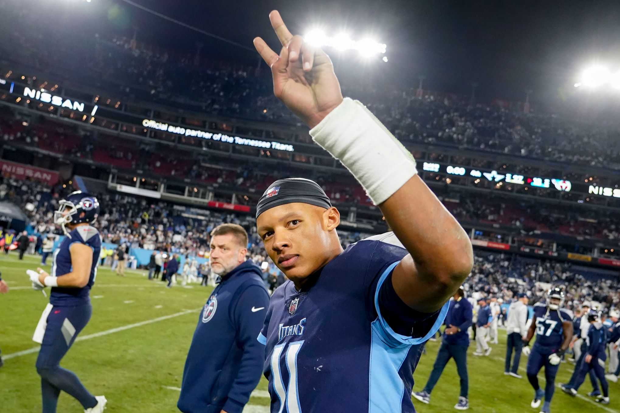 Titans QB Dobbs excited to start with AFC South on the line