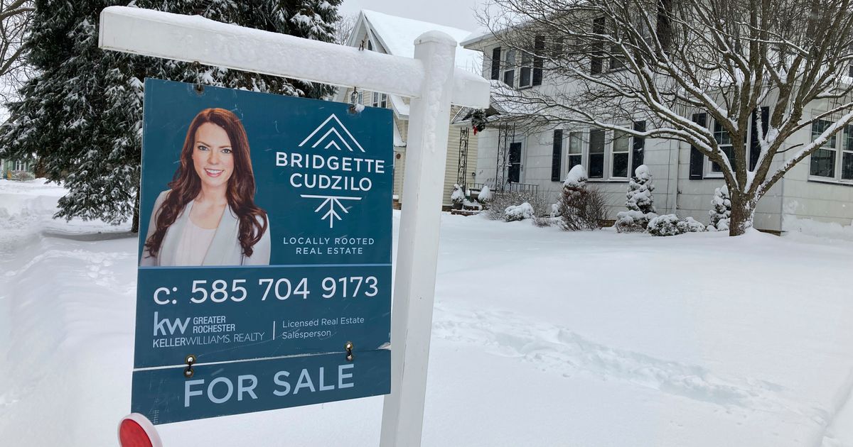 US home sales fell in November, the 10th consecutive month US home sales fell in November, the 10th consecutive month