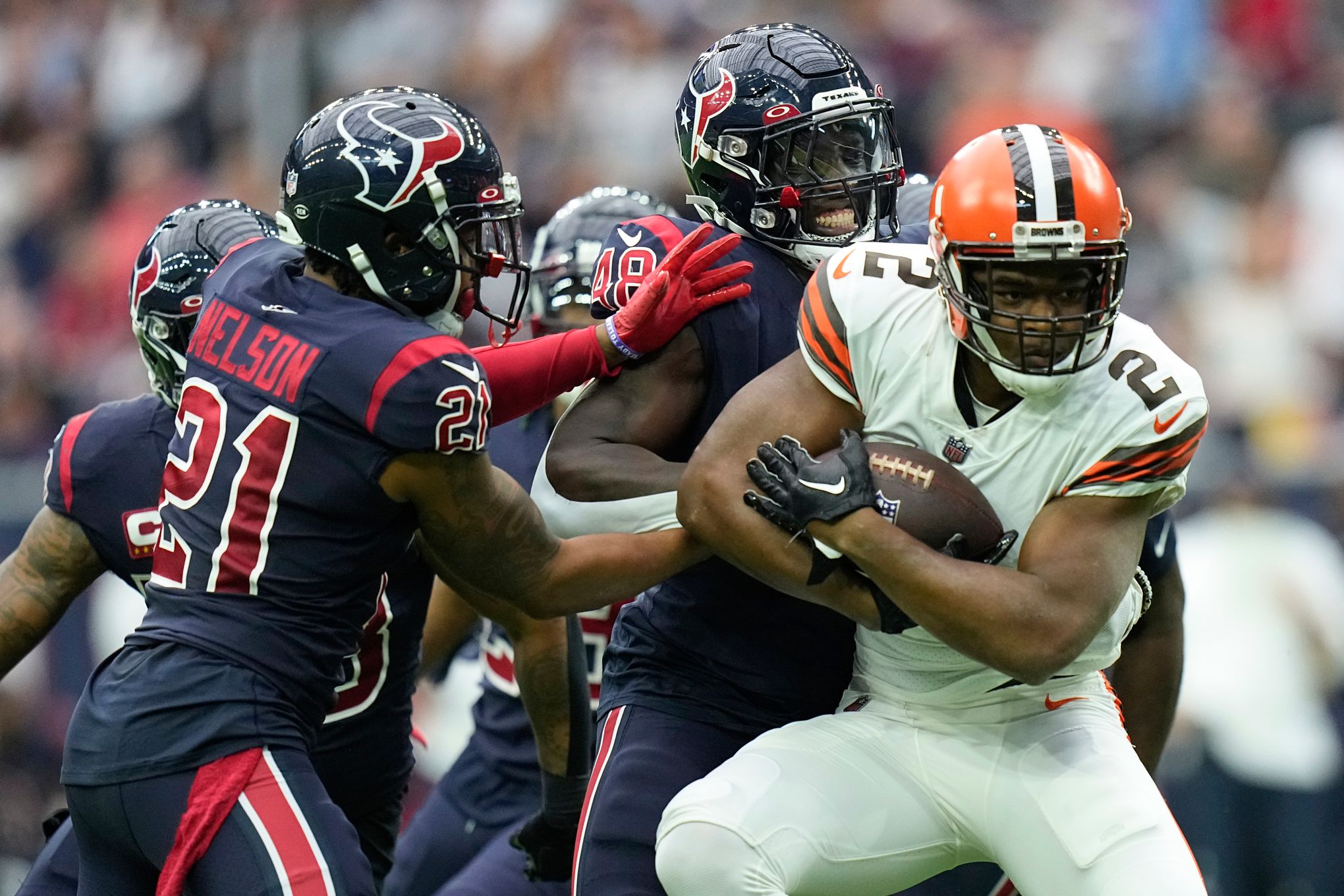 Baker Mayfield struggles as Browns fall to Texans