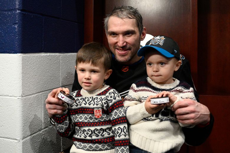Alex Ovechkin takes Stanley Cup to childhood rink, celebrates with father
