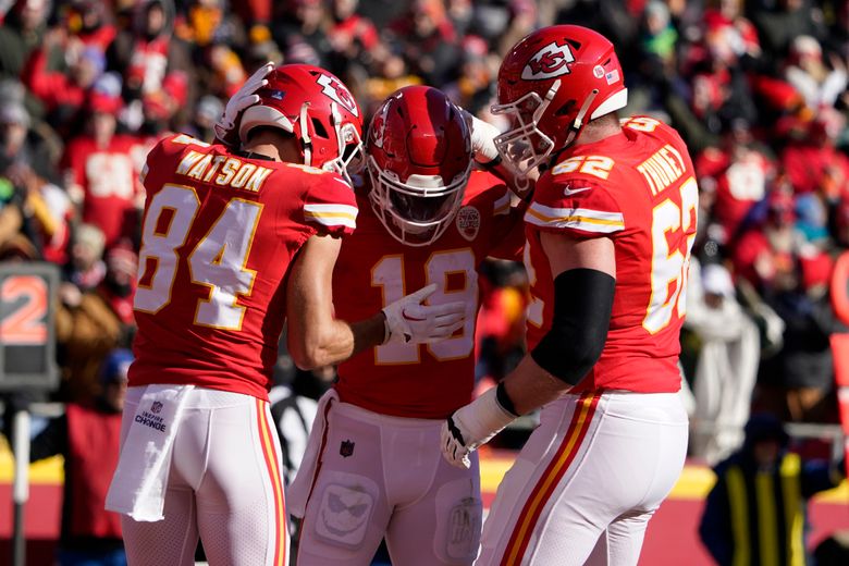 Why Kansas City Chiefs Defensive Linemen Could Deflect Passes In