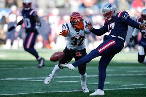 Bengals force late red zone turnover, hold off Pats 22-18 - Seattle Sports