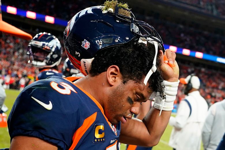 Wilson's concussion latest setback in Broncos' awful year