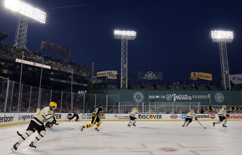 Bruins and Penguins team photos on the 2023 Winter Classic stage at Fenway  Park : r/hockey