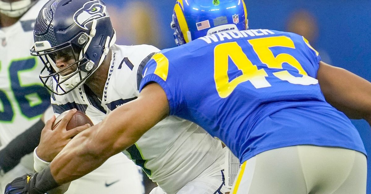 Reporter Bob Condotta grades the Seahawks' 27-23 win at the Rams