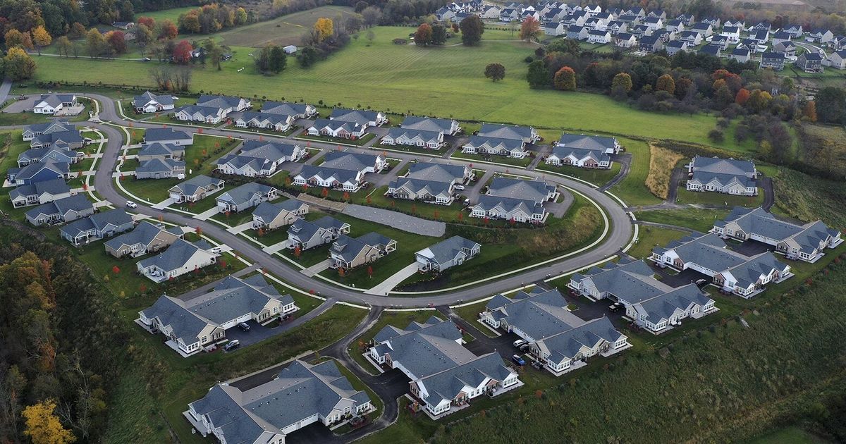 Average long-term US mortgage rate falls to 6.35% this week, lowest level in 5 weeks Average long-term US mortgage rate falls to 6.35% this week, lowest level in 5 weeks