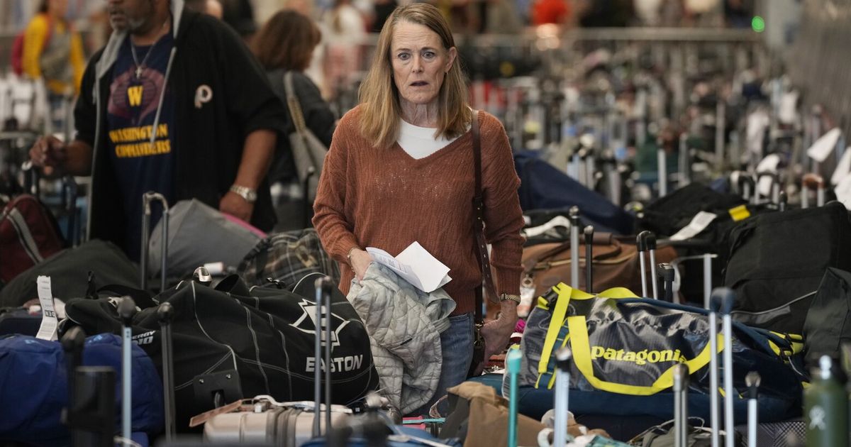 Southwest starts on reputation repair after cancellations - The Seattle Times