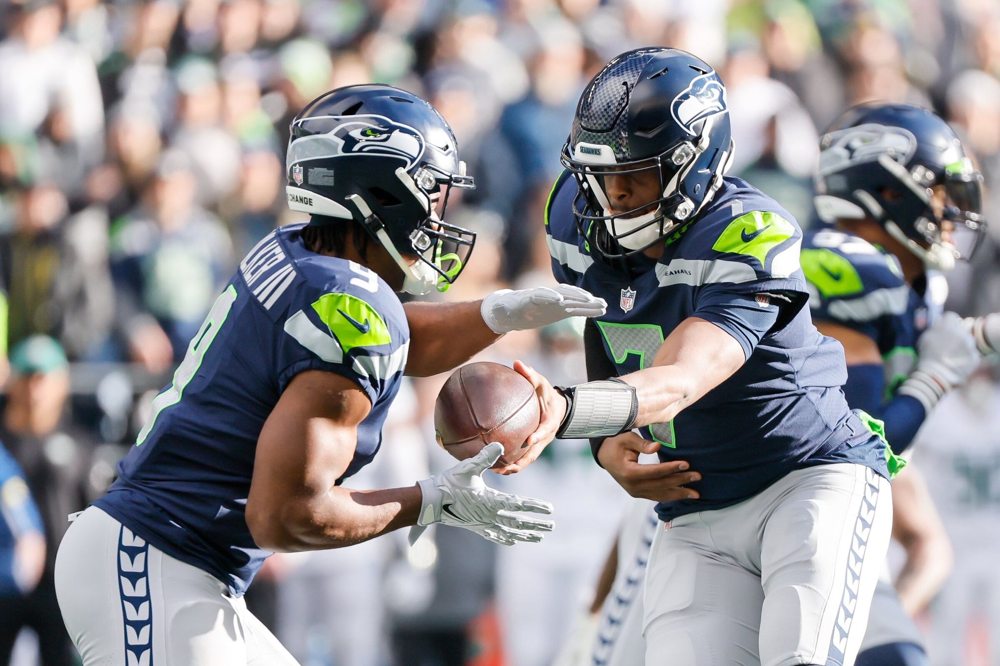Seahawks' playoff path is simple: Beat Rams and hope Lions win