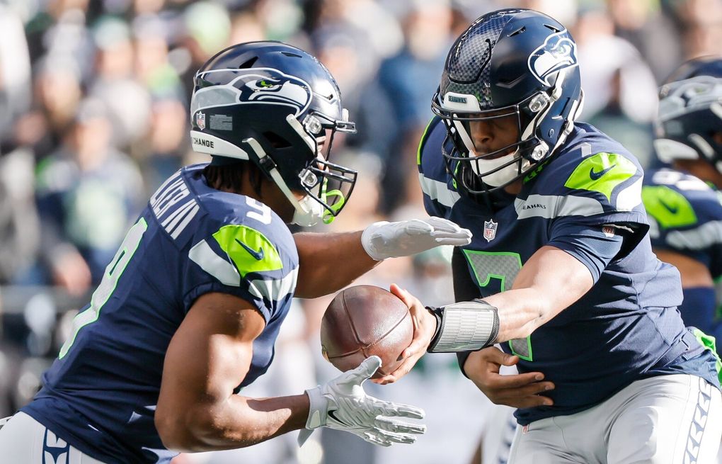 Seahawks edge Broncos, spoil Russell Wilson's return to Seattle