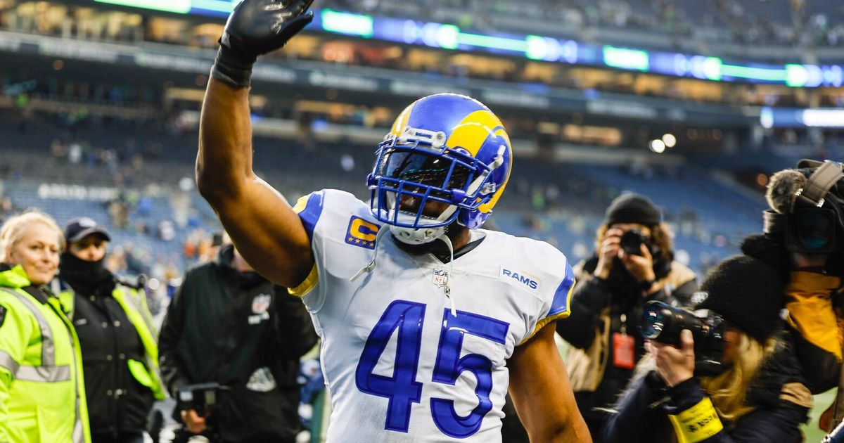 bobby wagner salute to service jersey