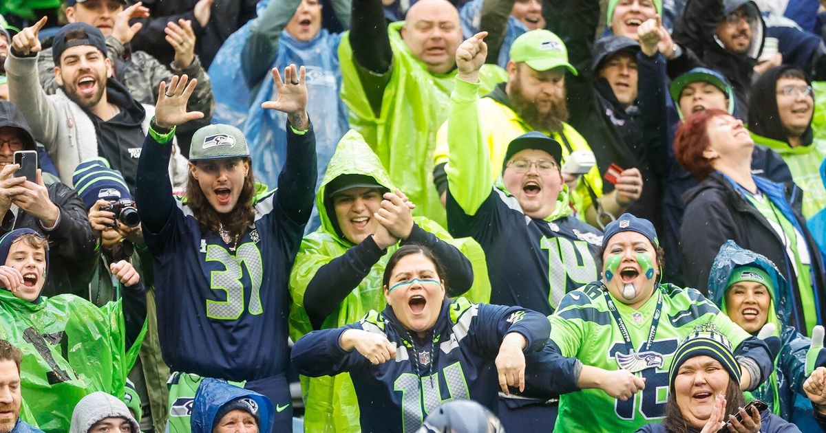 Who should Seahawks fans cheer for in Sunday's games?