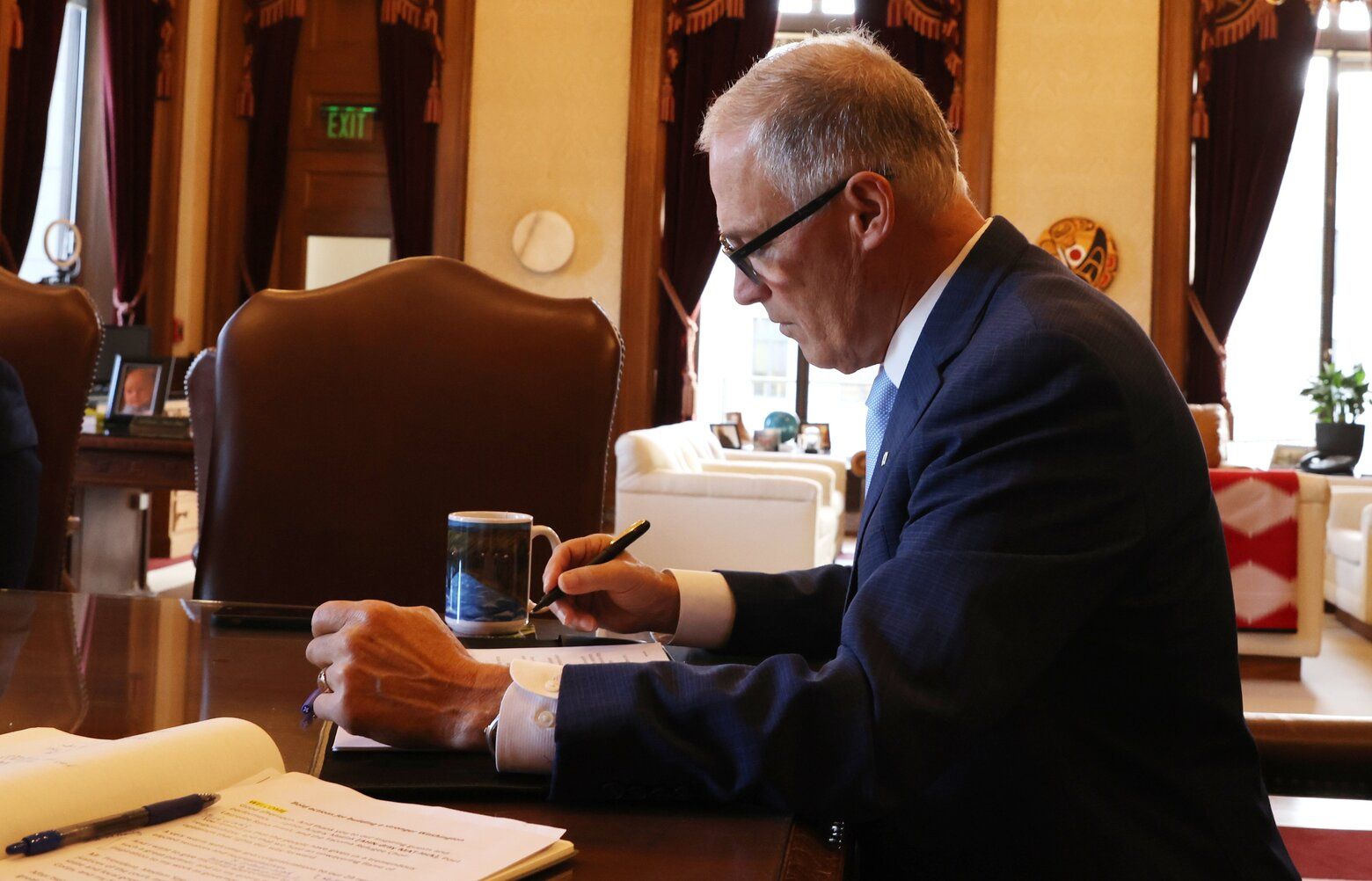 Gov. Jay Inslee Addressed WA Lawmakers. Watch It Here | The Seattle Times